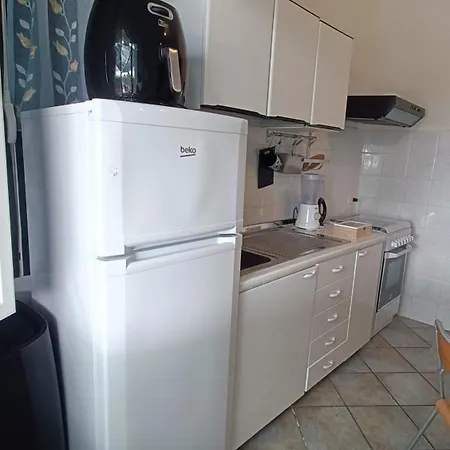 Sea Garden Apartment